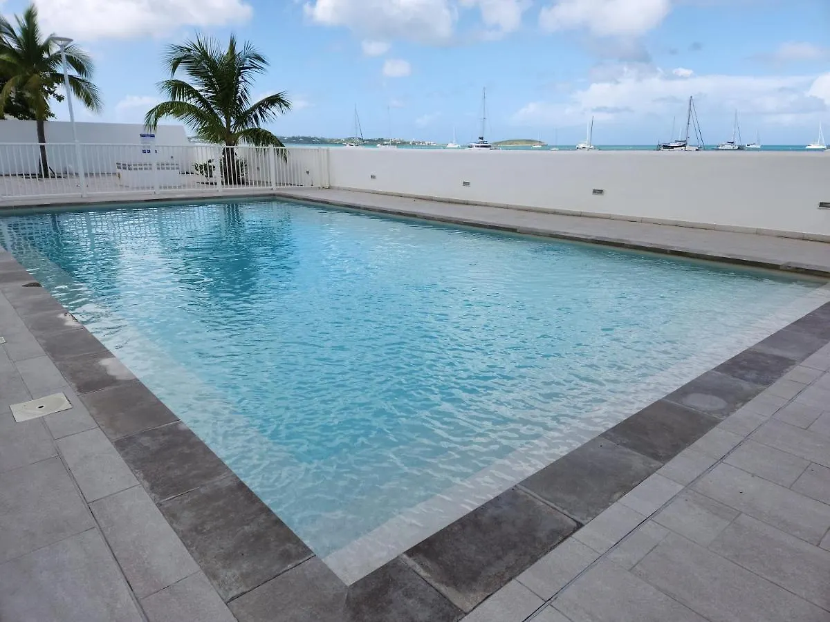 Apartament Beau Duplex Vue Mer Avec Piscine Et Acces Plage Marigot